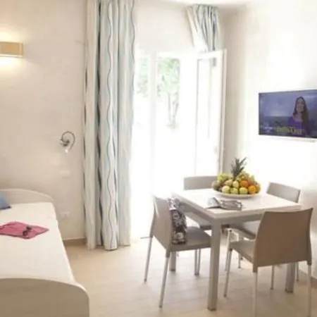 Marina Hotel
