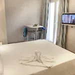 Marina Hotel 3*