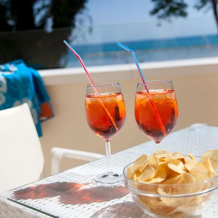 Marina Beach Suite Hotel 3* Rimini