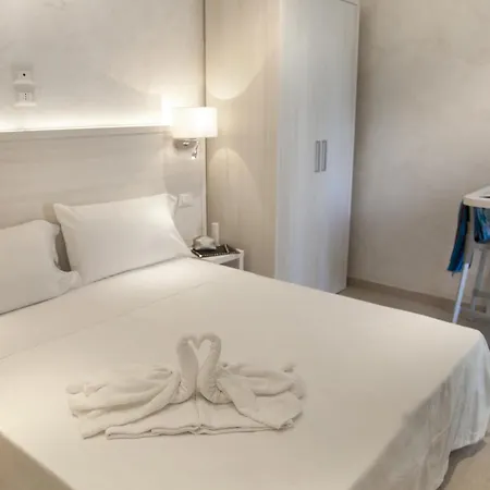 Marina Hotel