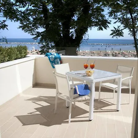 Otel Marina 3*